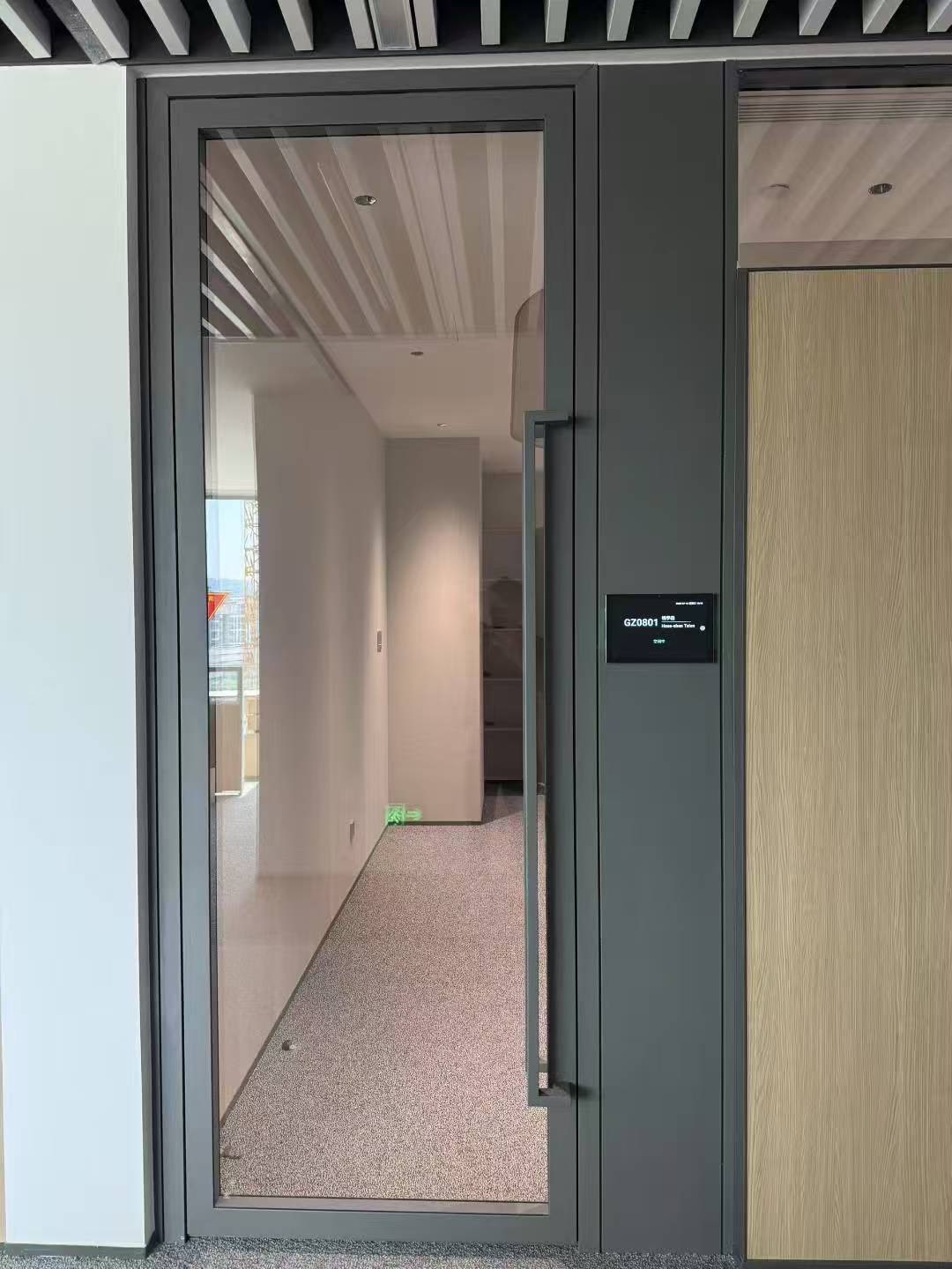智慧化門邊設備柱案例主圖